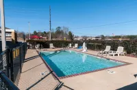 Comfort Inn & Suites - Pools