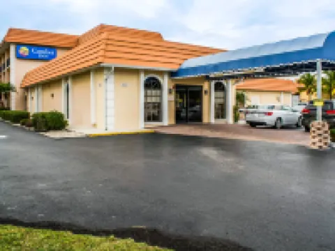 Baymont by Wyndham Bonita Springs Naples North Hotels in Bonita Springs