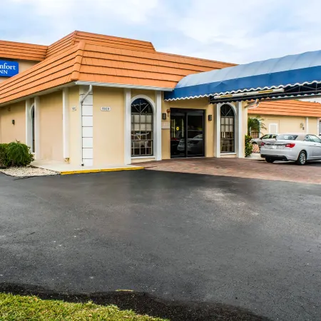 Baymont by Wyndham Bonita Springs Naples North