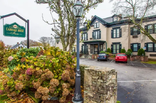 The Carriage House Inn Newport