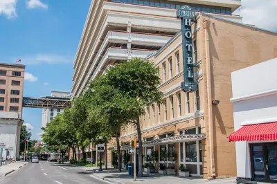 O'Brien Riverwalk Boutique Hotel Hotels near Citi Trends