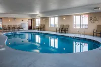 Comfort Suites Findlay I-75 Near Sports Complex - Pools