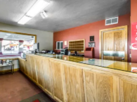 Econo Lodge Inn & Suites Hotels in Durango
