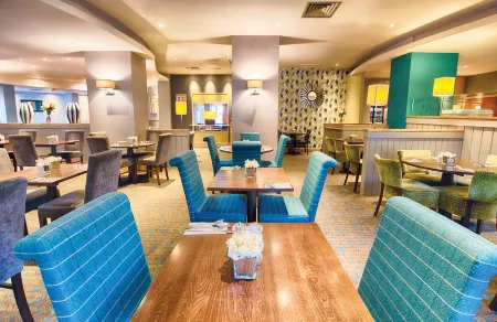 Leonardo Edinburgh Haymarket Отели рядом с достопримечательностью «Тайнкасл»