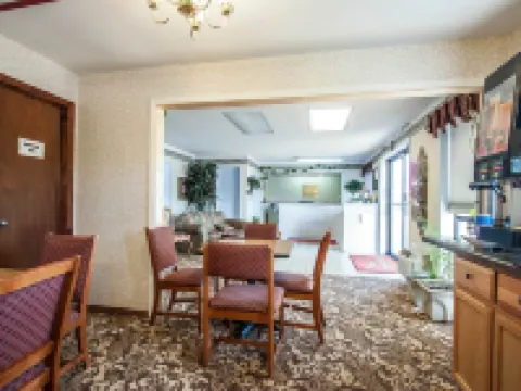 羅德威旅館列剋星敦西 亨德森縣酒店