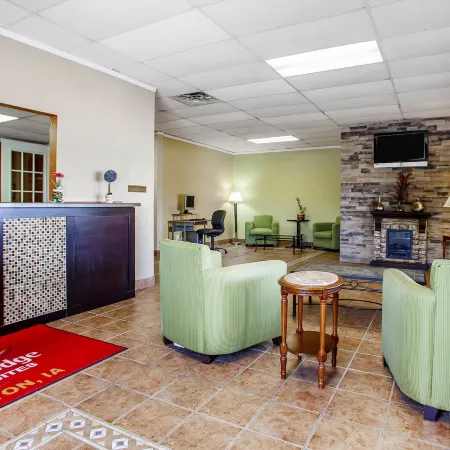 Baymont Inn & Suites Newton IA