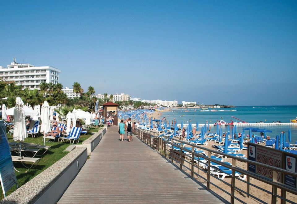 Sands Beach Hotel-Protaras Updated 2023 Price-Reviews & Deals | Trip.com