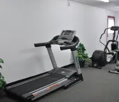 Maverick Motel - Modern Renovated Motel - Gym
