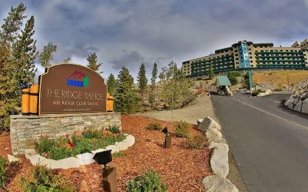 Holiday Inn Club Vacations TAHOE RIDGE RESORT by IHG