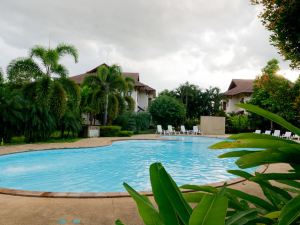 Teak Garden Resort, Chiang Rai