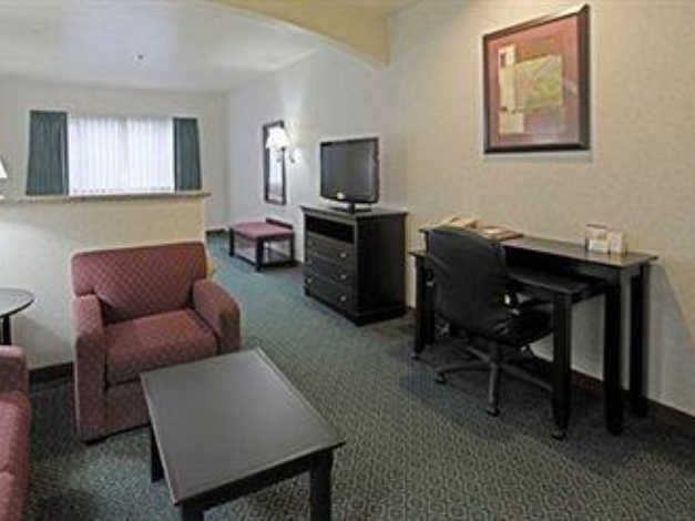 Comfort Suites Portland Airport