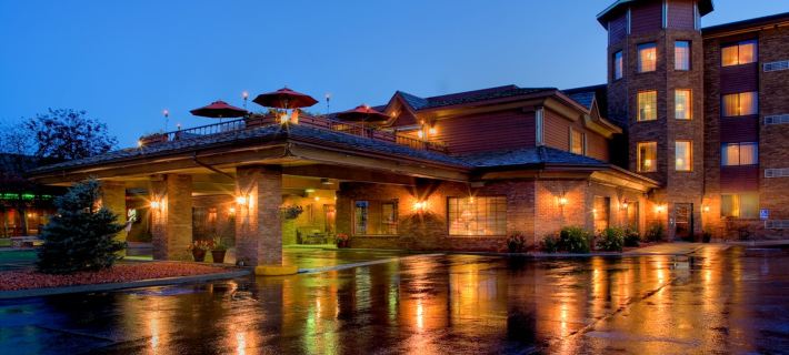 Grand Gateway Hotel Отели в г. Пеннингтон Каунти