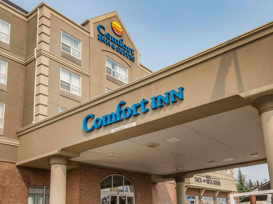 hotels in perry ga with jacuzzi
