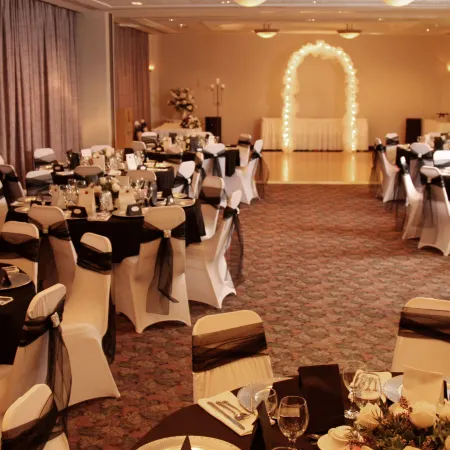 Cartier Place Suite Hotel