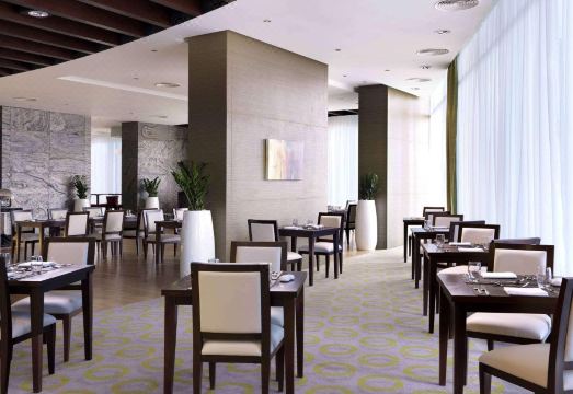 4. 밀레니엄 센트럴..