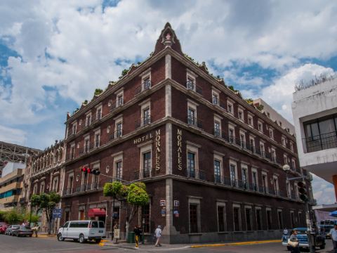 Hotel Morales Historical & Colonial Downtown Core