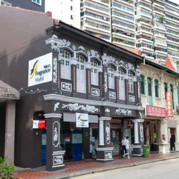 Fragrance Hotel - Classic Hotels near Seletar Airport