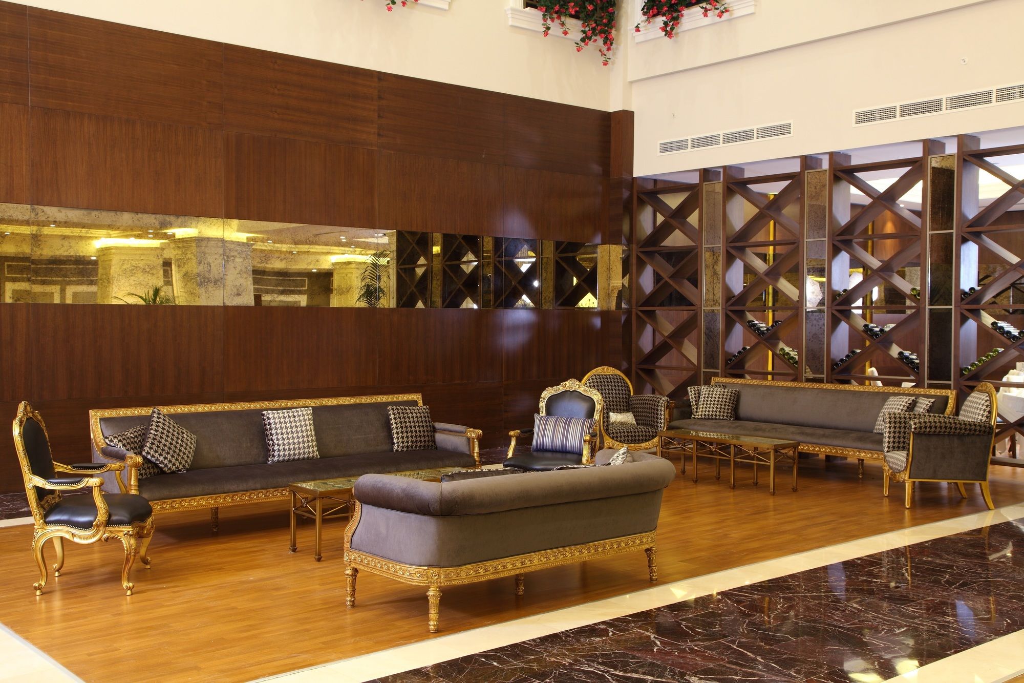 Ramada Hotel & Suites by Wyndham Istanbul Merter