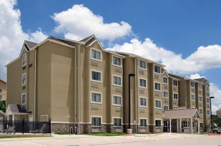 Microtel Inn & Suites by Wyndham Austin Airport