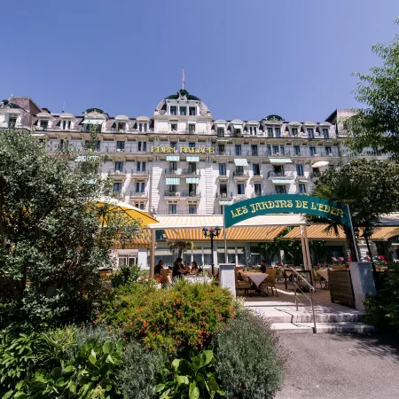 Hotel Eden Palace au Lac Отели рядом с достопримечательностью «Mountain Studio»