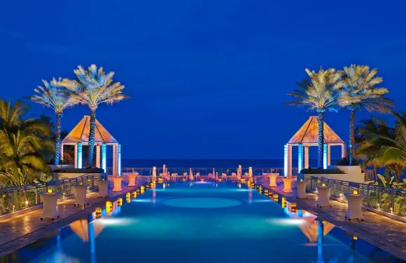 荷里活外交官海灘度假村格芮希爾頓精選酒店