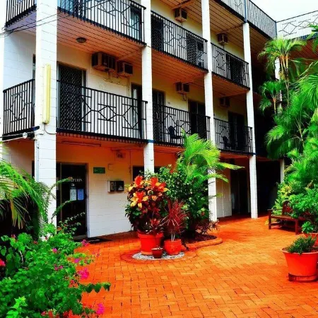 Coconut Grove Holiday Apartments