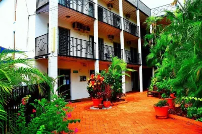 Coconut Grove Holiday Apartments Các khách sạn ở 