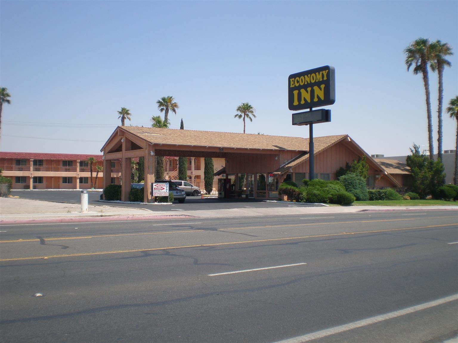 Economy Inn Barstow