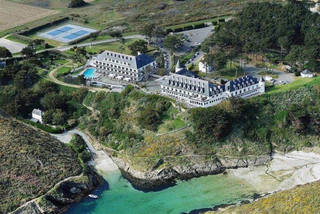 castel clara belle ile service bicyclette
