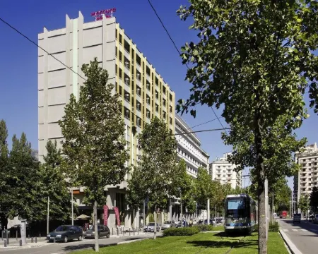 Hôtel Mercure Grenoble Centre Alpotel โรงแรมในเกรโนเบิล