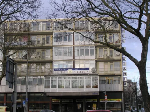 XO Hotels Infinity Hotels near Sloterpark