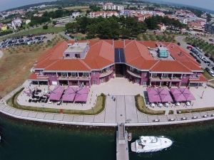 Hotel Nautica - Wellness & Spa, Free Parking, Pet Friendly