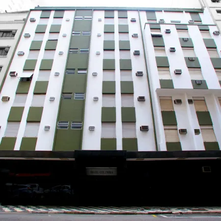Hotel Columbia Отели рядом с достопримечательностью «Музей науки Катавенто»