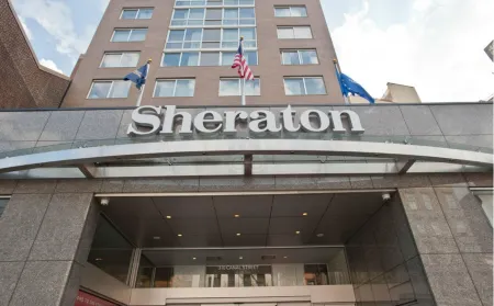 Sheraton Tribeca New York Hotel Отели рядом с достопримечательностью «CIMA - Center for Italian Modern Art»