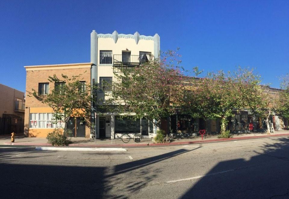 Hotel Royal-Long Beach Updated 2023 Room Price-Reviews u0026 Deals | Trip.com