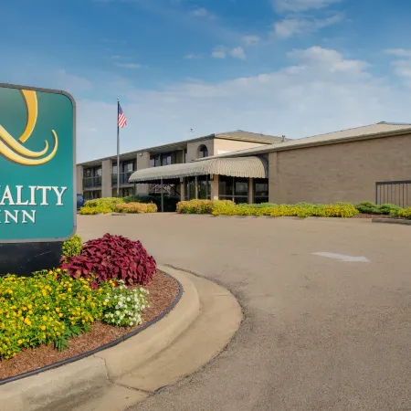 Quality Inn Columbus, MS