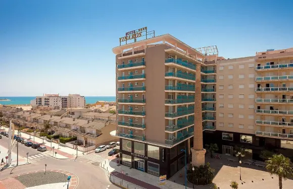 比納羅斯埃斯圖迪奧斯RH公寓