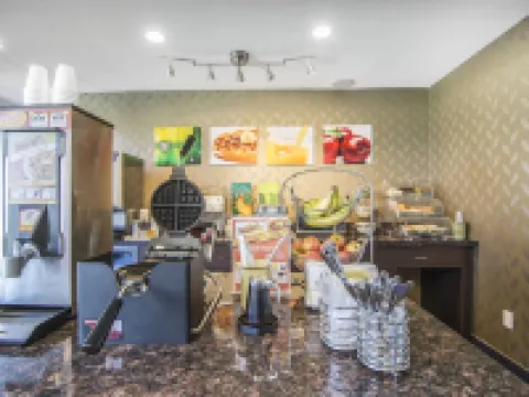 Prestige Riverside Lodge Hotels in Quesnel