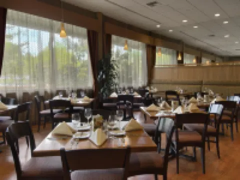 Red Lion Hotel Bellevue Hotels in Bellevue