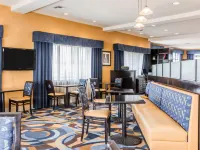 Comfort Suites Pell City Near Logan Martin Lake Hotels in St. Clair County