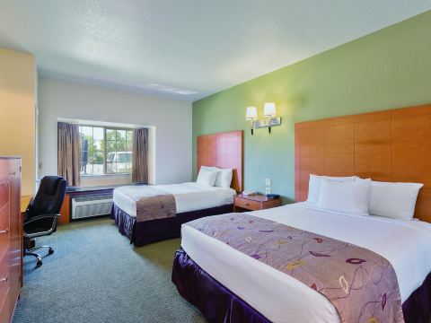 La Quinta Inn & Suites by Wyndham Tulare