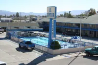 Travelodge by Wyndham Hawthorne - Pools