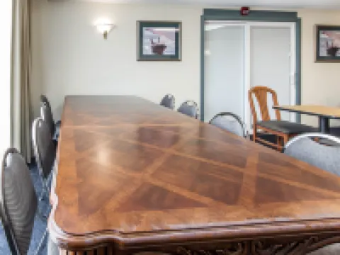 Econo Lodge Morristown West Hotels in Hamblen County