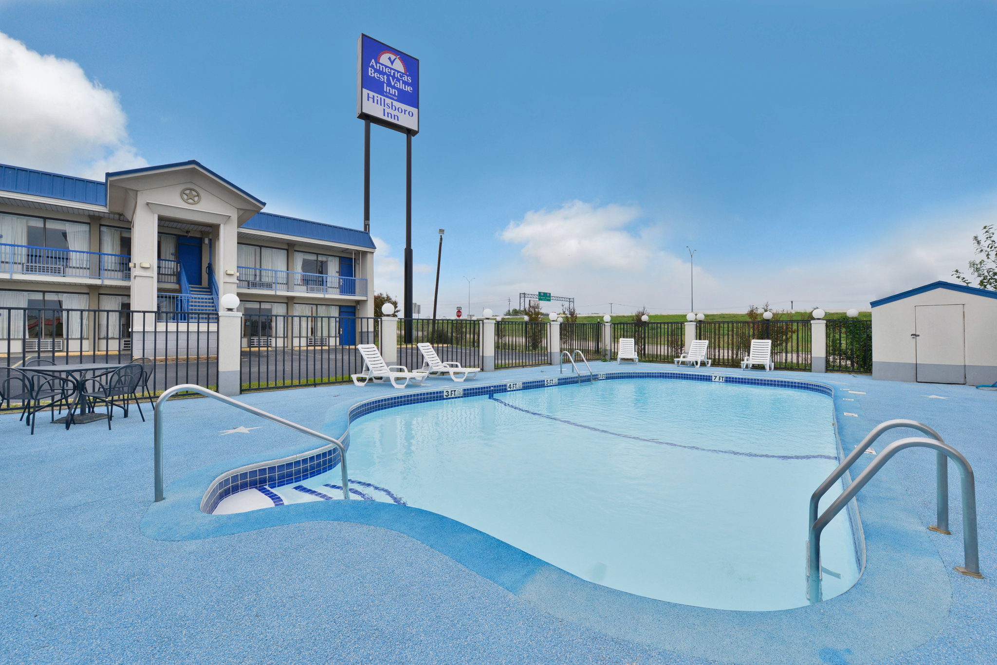 Americas Best Value Inn Hillsboro