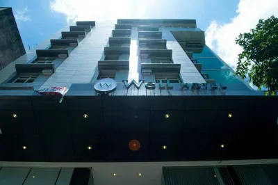 The Well Hotel Hotels near Borromeo Arcade
