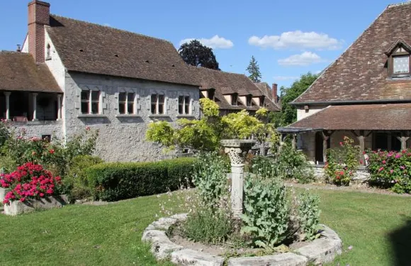 德摩爾老班斯旅館