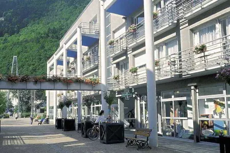 Residence Rive Droite Отели в г. Сален-Ле-Терм