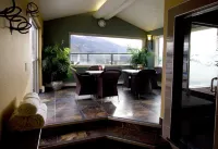 Whistler's Inn - breakfast