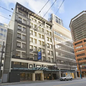 Days Inn by Wyndham Vancouver Downtown