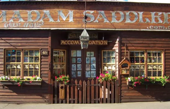 薩德勒夫人弗雷澤克魯內斯別墅